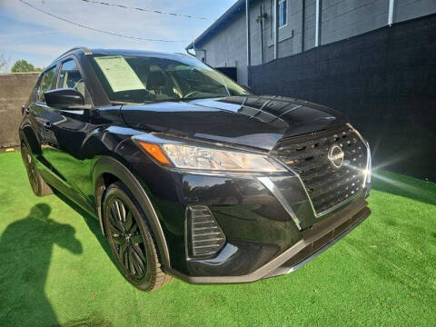 2022 Nissan Kicks SV