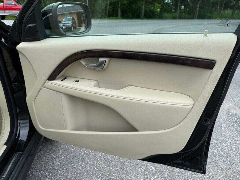 2016 Volvo XC70 T5 Premier