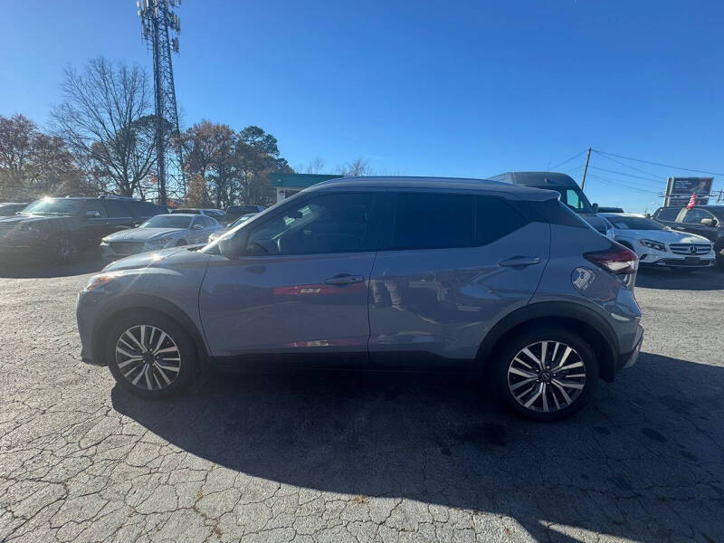 2023 Nissan Kicks SV