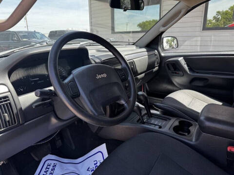 2003 Jeep Grand Cherokee Laredo