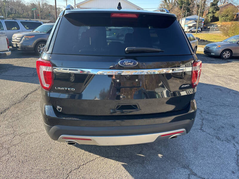 2017 Ford Explorer Limited