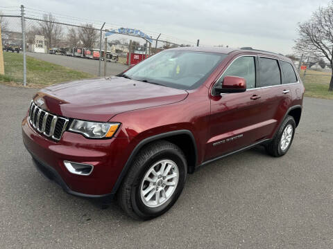 2019 Jeep Grand Cherokee Laredo E