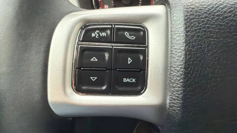 2013 Dodge Charger SE