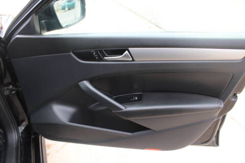 2014 Volkswagen Passat 2.5L S
