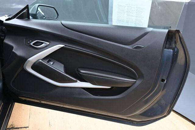 2023 Chevrolet Camaro LT1