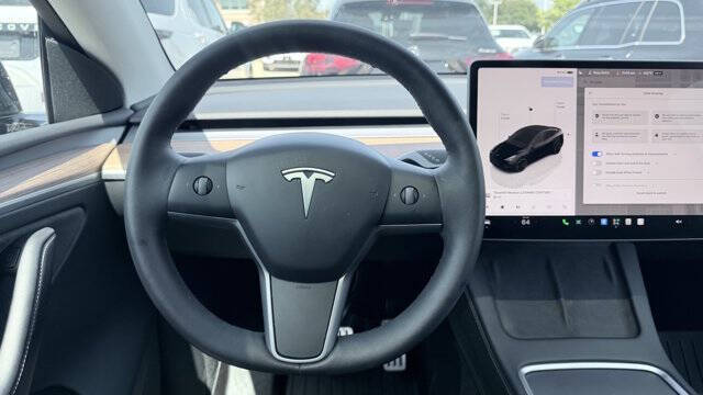 2024 Tesla Model Y Performance