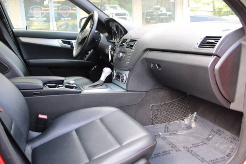 2009 Mercedes-Benz C-Class