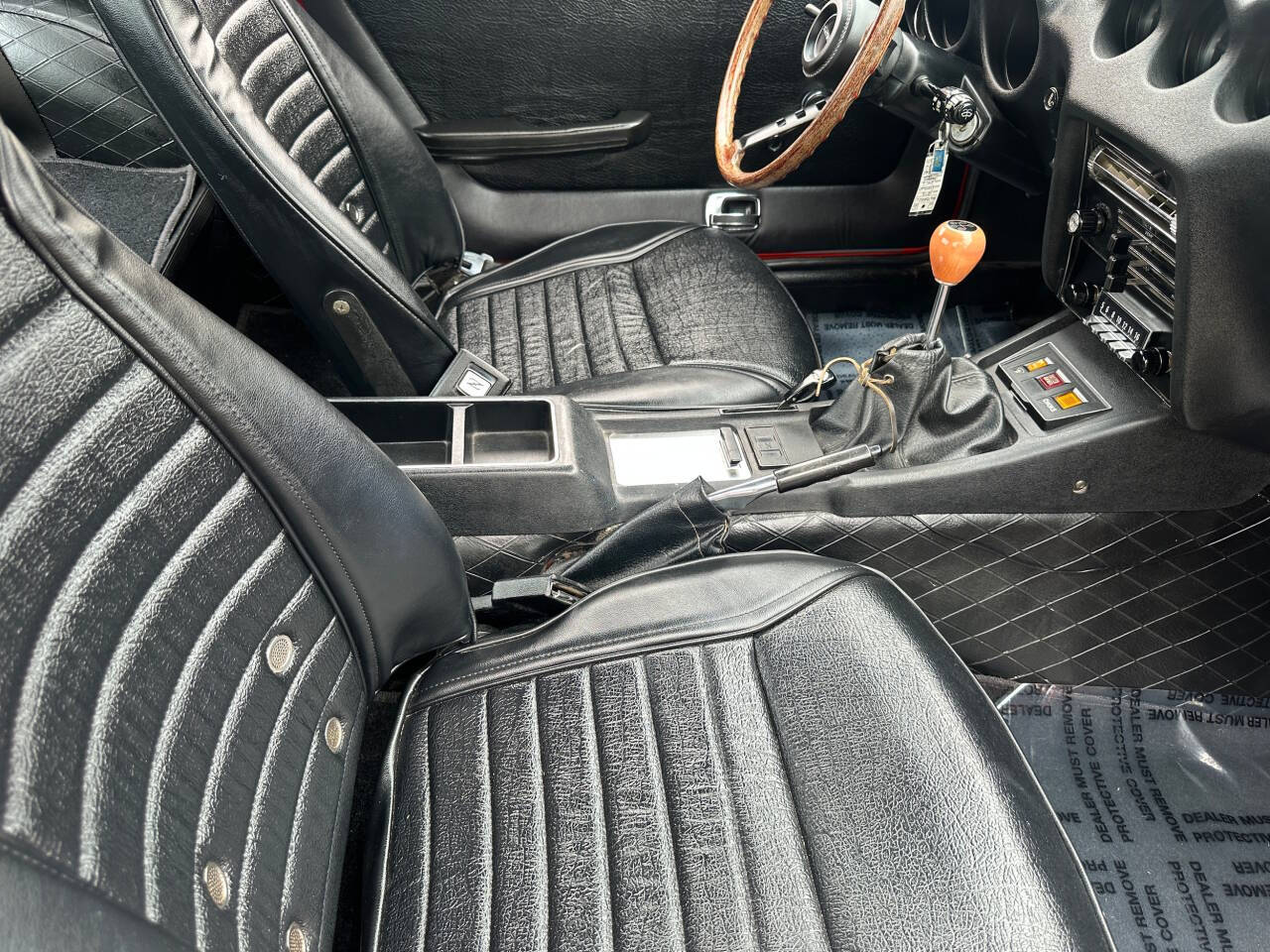 1972 Datsun 240Z 28