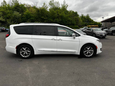 2018 Chrysler Pacifica Limited