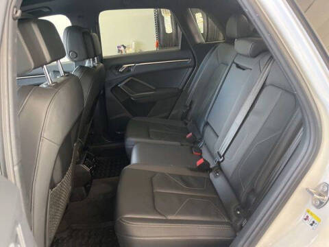 2025 Audi Q3 quattro S line Premium 45 TFSI