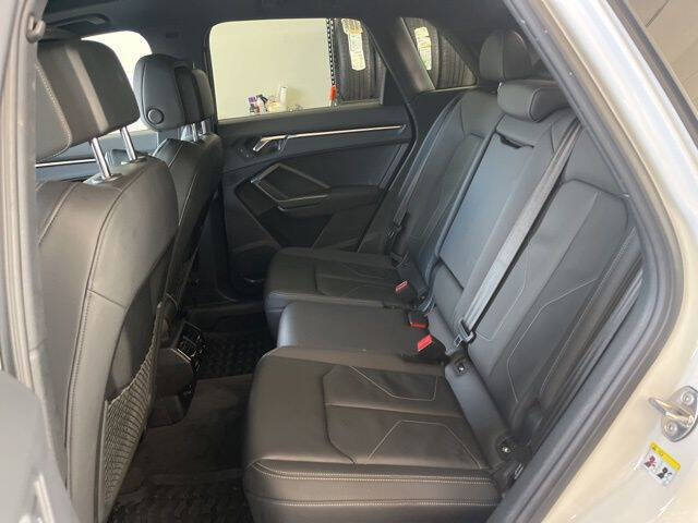 2025 Audi Q3 quattro S line Premium 45 TFSI