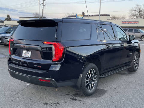 2021 GMC Yukon XL AT4