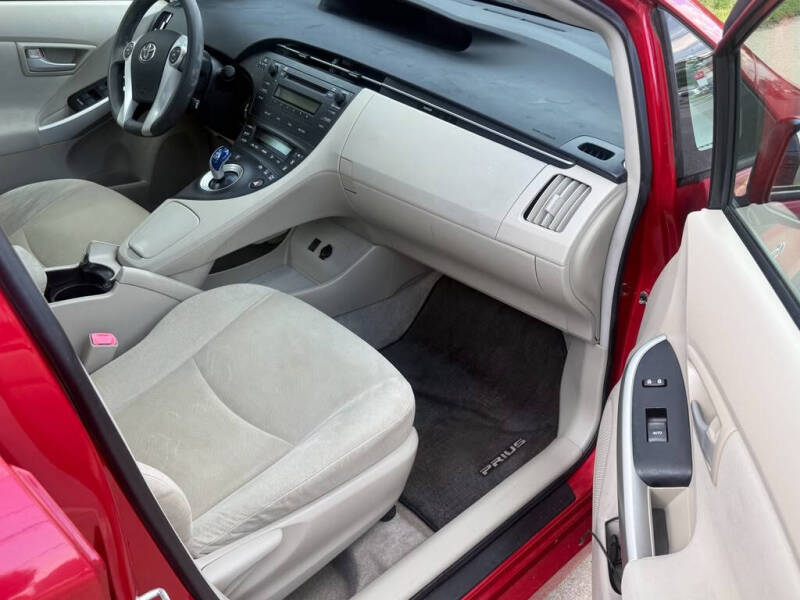2011 Toyota Prius Two