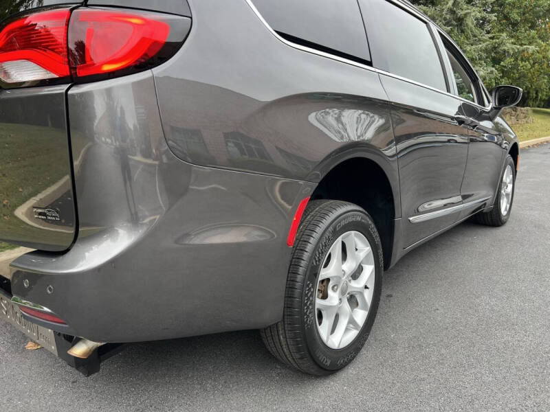 2017 Chrysler Pacifica