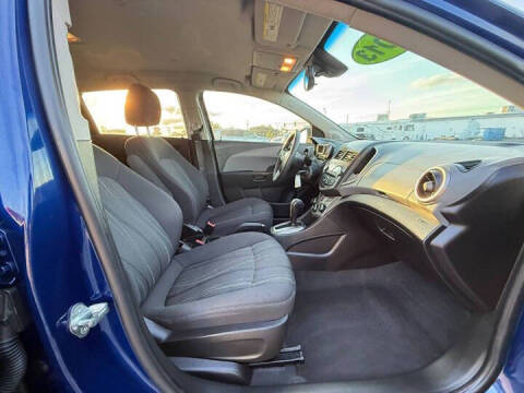 2013 Chevrolet Sonic LT Auto