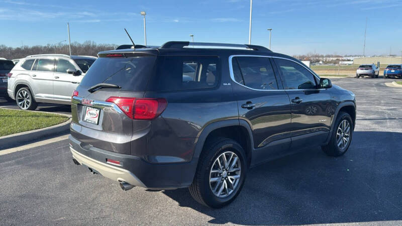 2018 GMC Acadia SLE-2