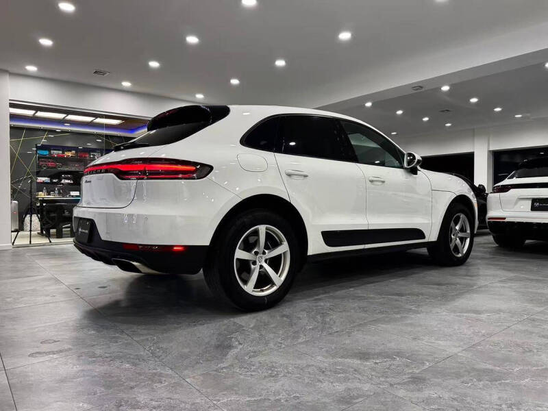 2021 Porsche Macan