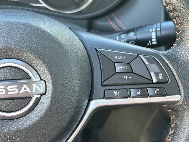 2025 Nissan Versa SR