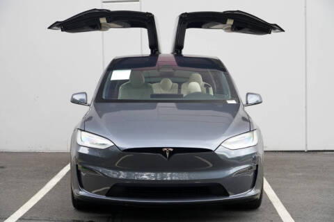 2023 Tesla Model X Standard Range
