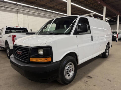 2017 GMC Savana 2500
