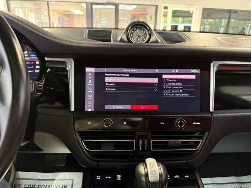 2023 Porsche Macan