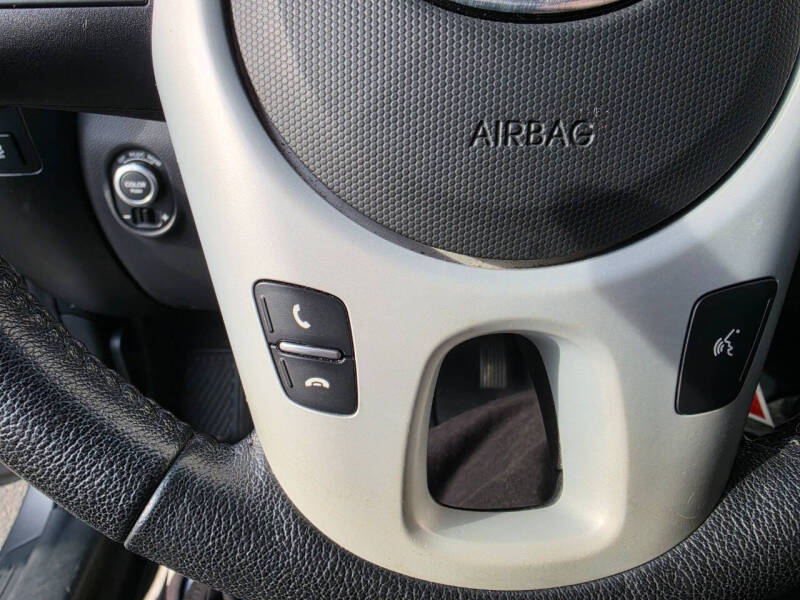 2012 Kia Soul +