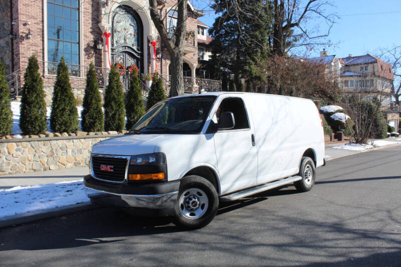 2022 GMC Savana for sale at MIKEY AUTO INC in Hollis NY