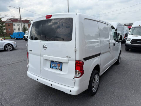 2020 Nissan NV200 SV