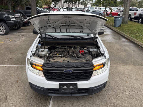 2022 Ford Maverick XL