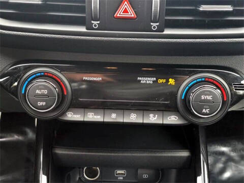 2022 Kia Forte GT Line