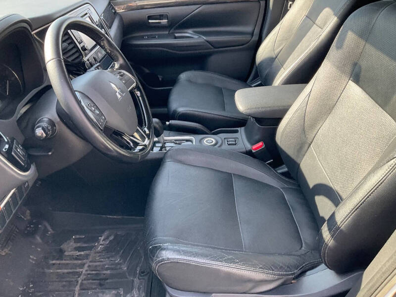 2016 Mitsubishi Outlander SEL
