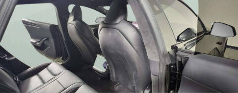 2023 Tesla Model S Plaid