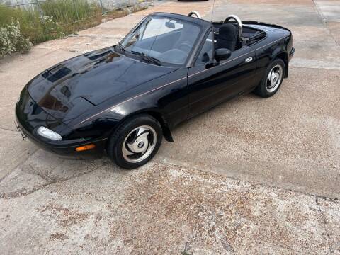 1995 Mazda MX-5 Miata for sale at Bogie's Motors in Saint Louis MO