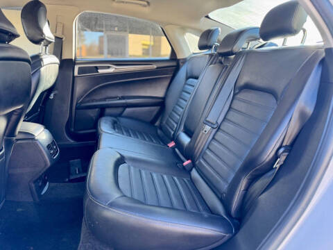 2018 Ford Fusion Hybrid SE