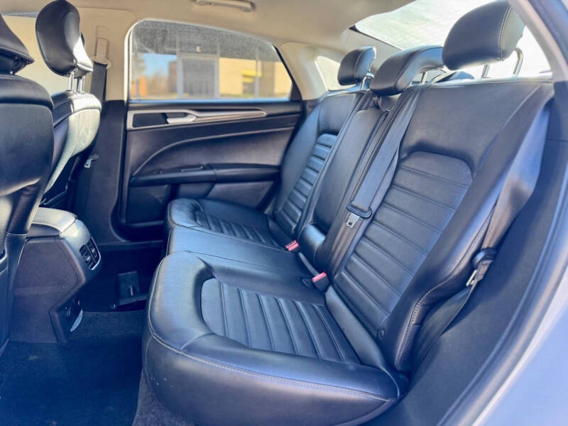 2018 Ford Fusion Hybrid SE