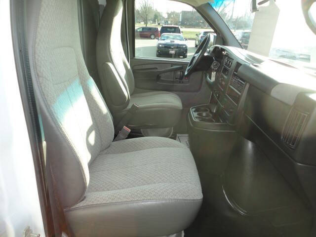 2015 GMC Savana 2500