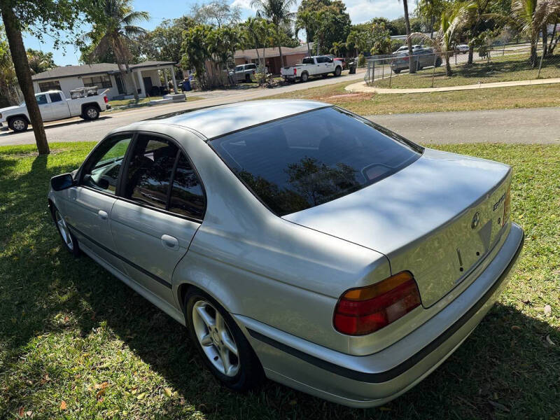 2000 BMW 5 Series 540i