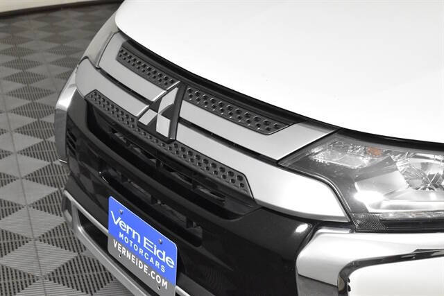 2020 Mitsubishi Outlander SE