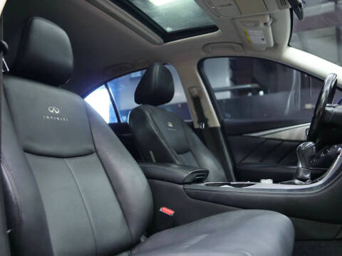 2014 Infiniti Q50 Premium