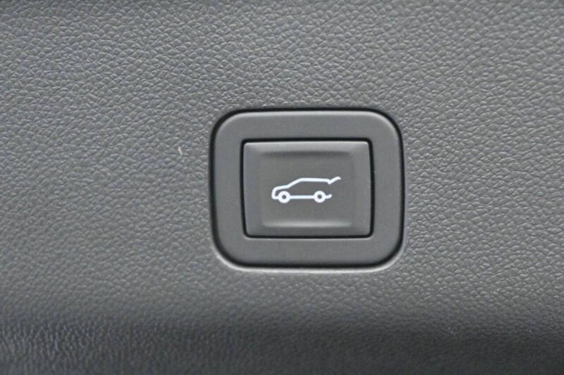 2025 GMC Yukon Denali Ultimate