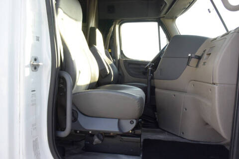 2016 Freightliner Cascadia