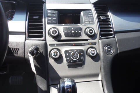 2015 Ford Taurus SEL