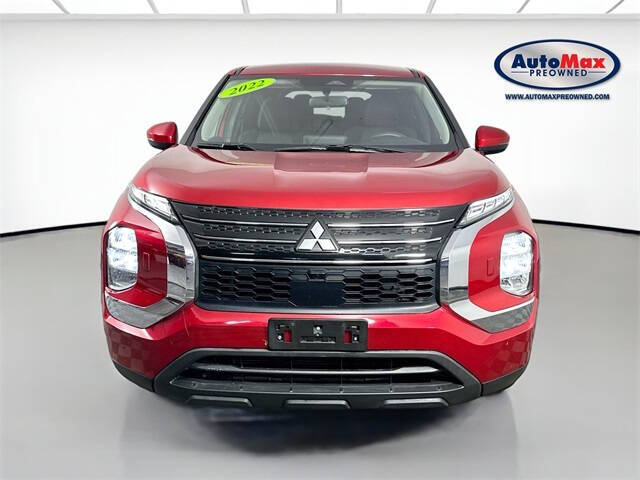 2022 Mitsubishi Outlander ES