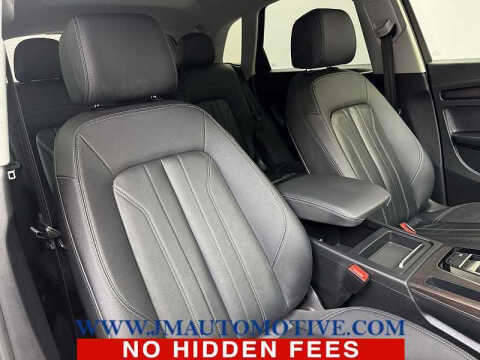 2022 Audi Q5 quattro Premium 40 TFSI