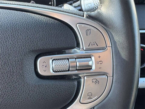 2023 Genesis GV70 2.5T Standard