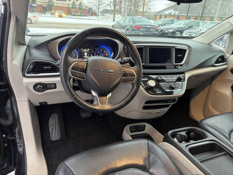 2018 Chrysler Pacifica Touring L