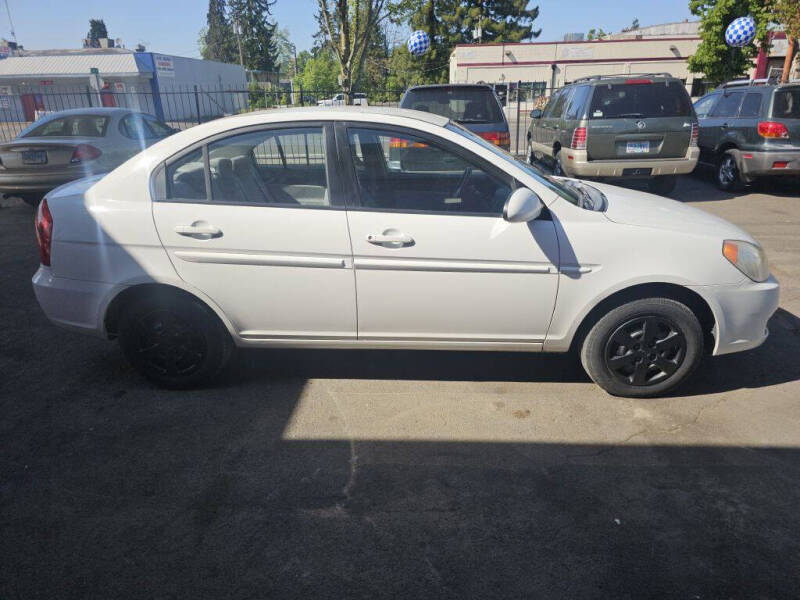 2009 Hyundai Accent GLS