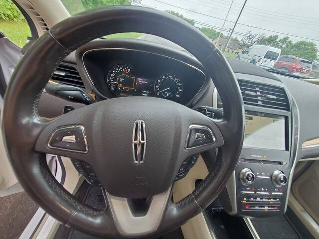 2016 Lincoln MKC Select