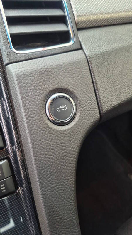 2010 Ford Taurus SHO