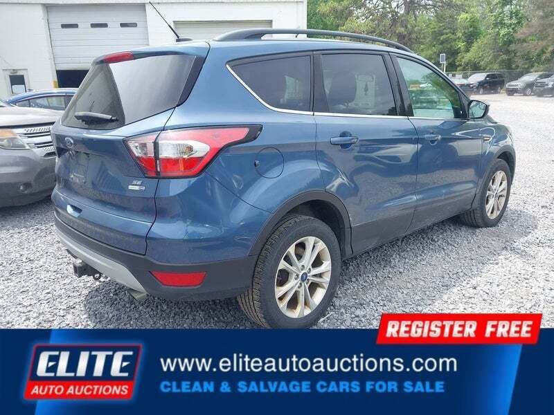 2018 Ford Escape SE